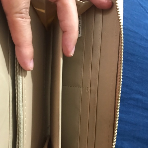 *NEW Rampage Wallet - Picture 5 of 8